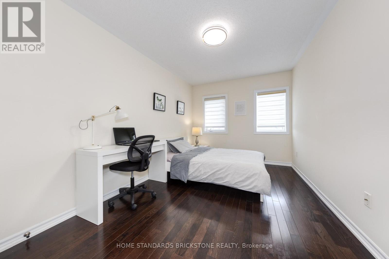 28 - 8777 Dufferin Street, Vaughan, ON - Indoor Photo Showing Bedroom