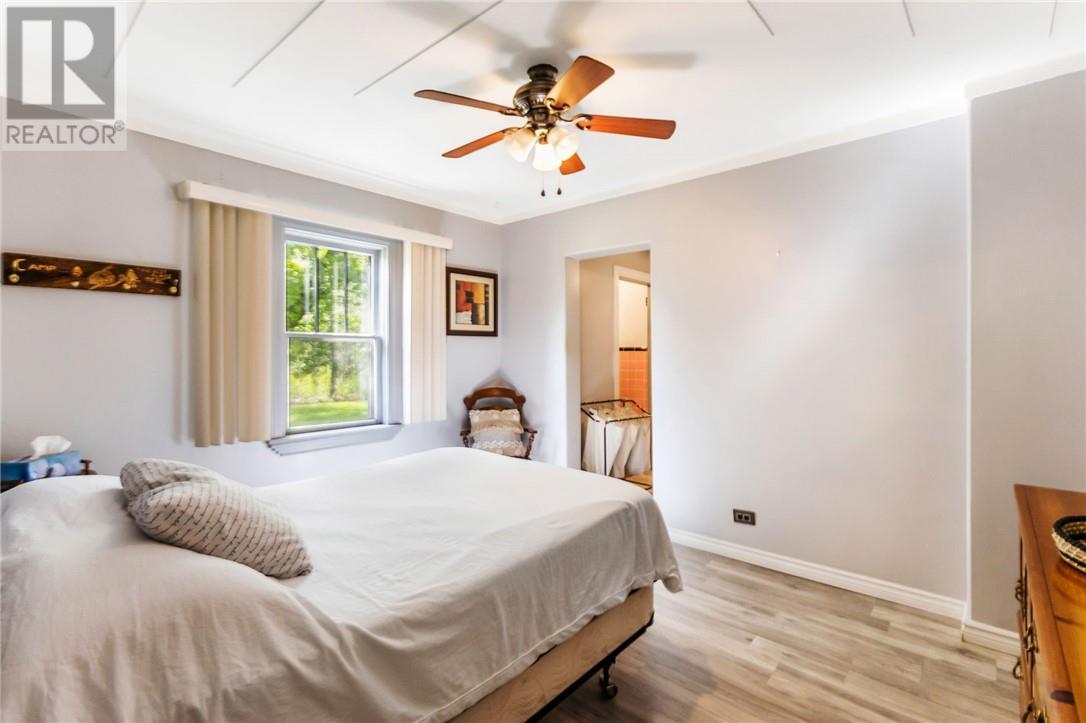 3201 Main Street, Blezard Valley, ON - Indoor Photo Showing Bedroom