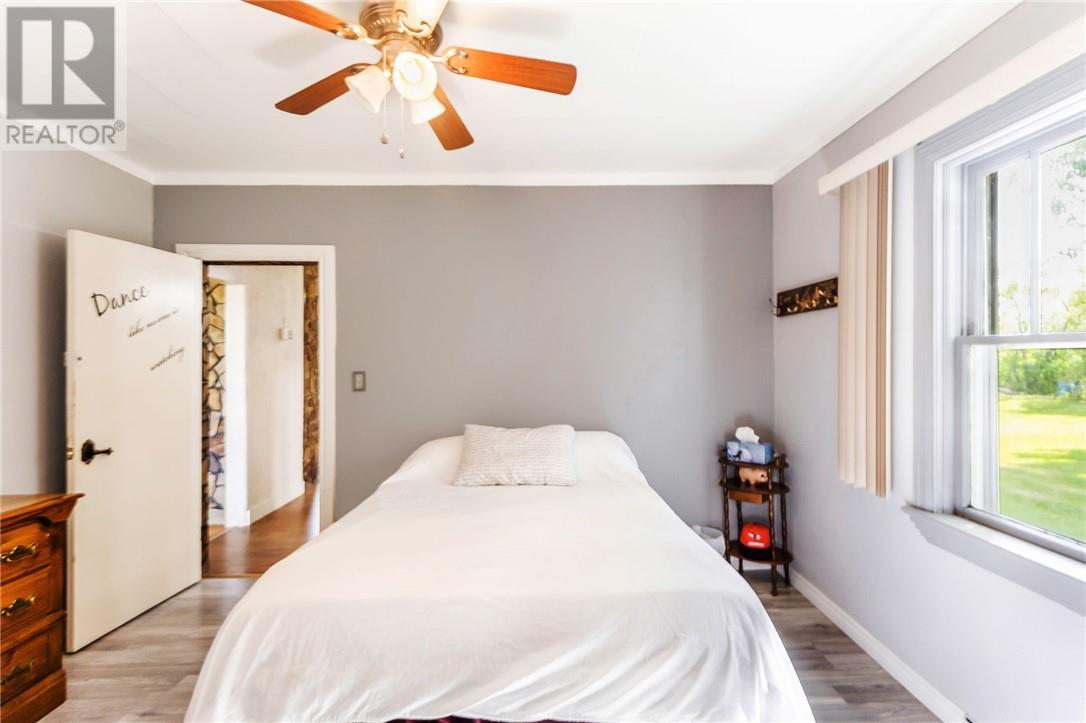3201 Main Street, Blezard Valley, ON - Indoor Photo Showing Bedroom