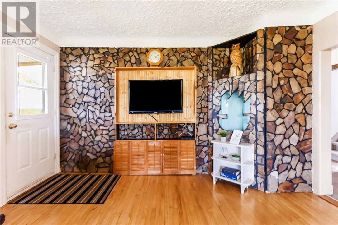 3201 Main Street, Blezard Valley, ON - Indoor Photo Showing Other Room