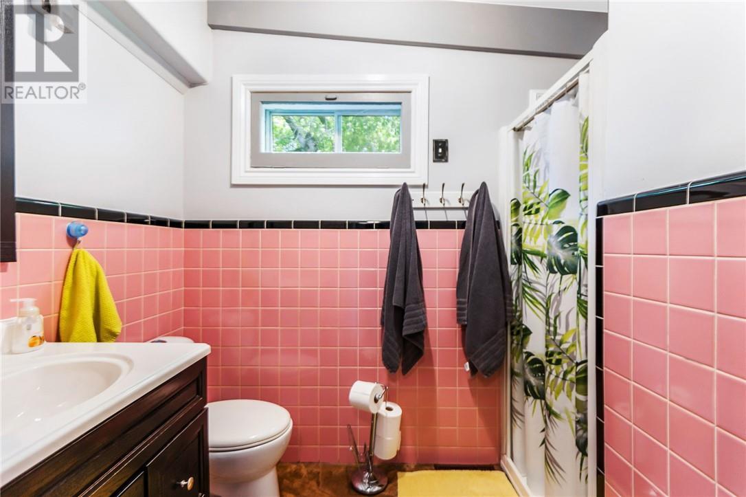 3201 Main Street, Blezard Valley, ON - Indoor Photo Showing Bathroom