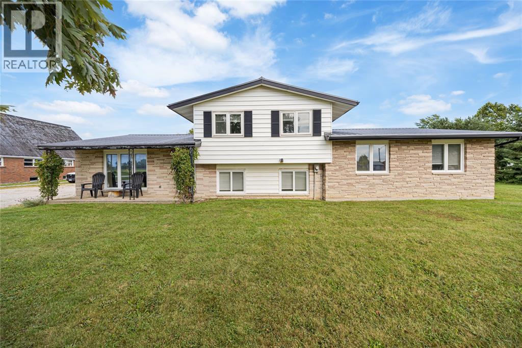 7884 Rawlings Road, Lambton Shores, ON