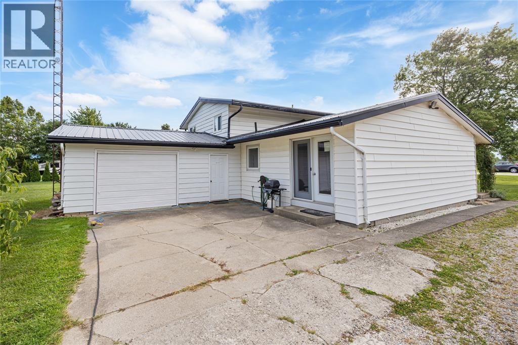 7884 Rawlings Road, Lambton Shores, ON