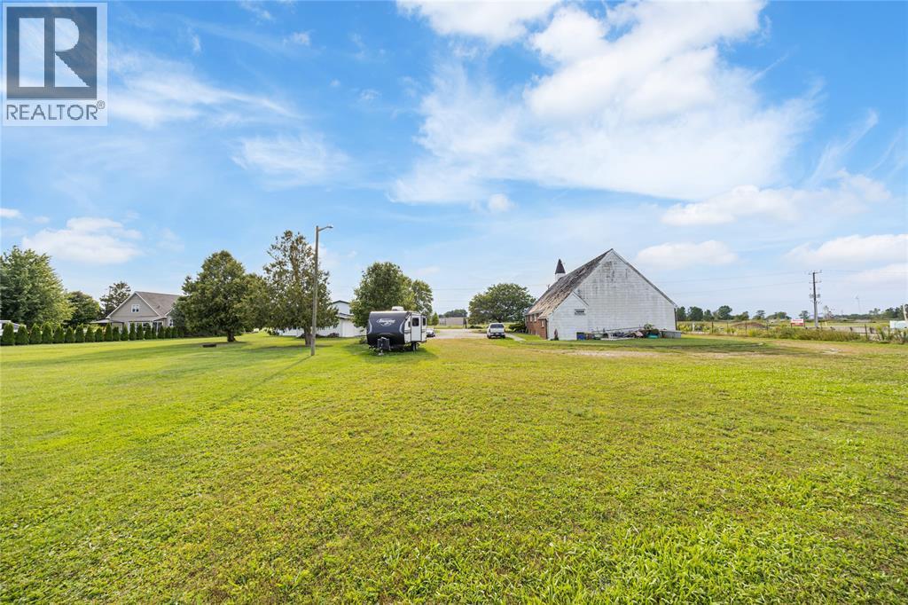 7884 Rawlings Road, Lambton Shores, ON