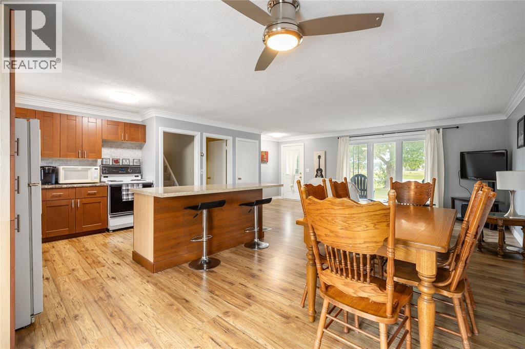 7884 Rawlings Road, Lambton Shores, ON