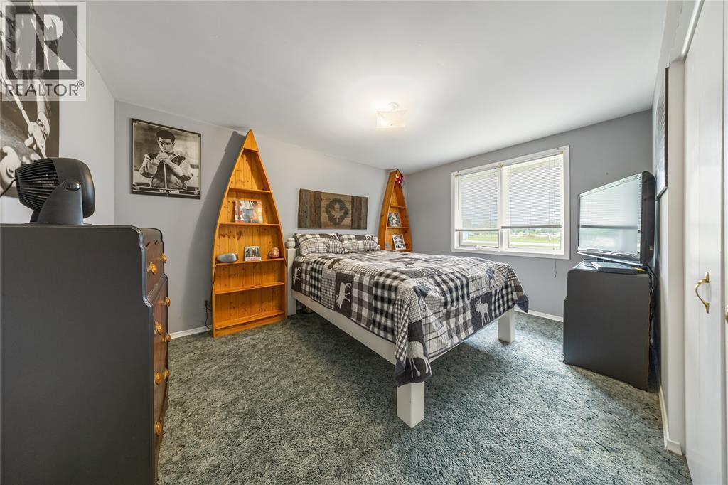 7884 Rawlings Road, Lambton Shores, ON