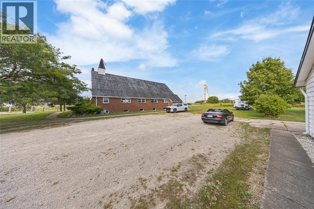 7884 Rawlings Road, Lambton Shores, ON