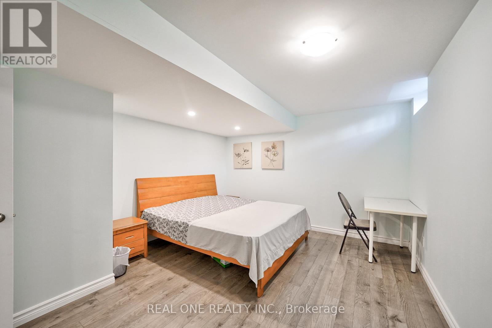 29 Seiffer Crescent, Richmond Hill, ON - Indoor Photo Showing Bedroom