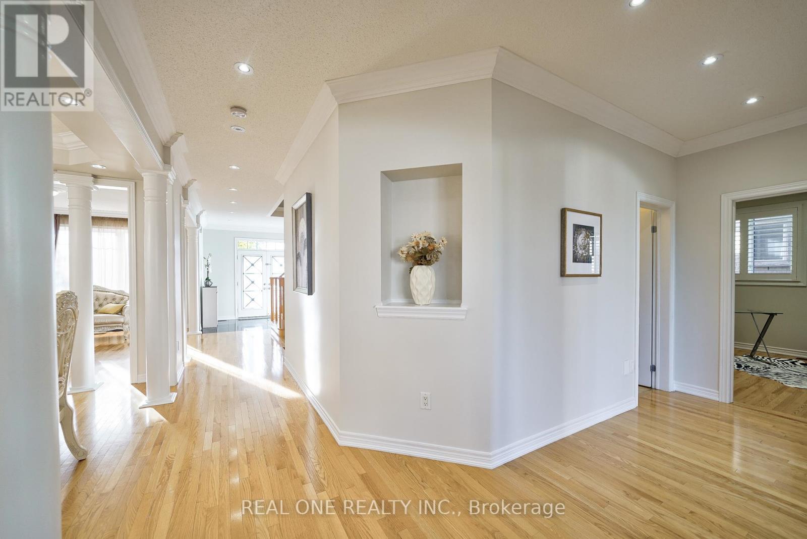 29 Seiffer Crescent, Richmond Hill, ON - Indoor Photo Showing Other Room