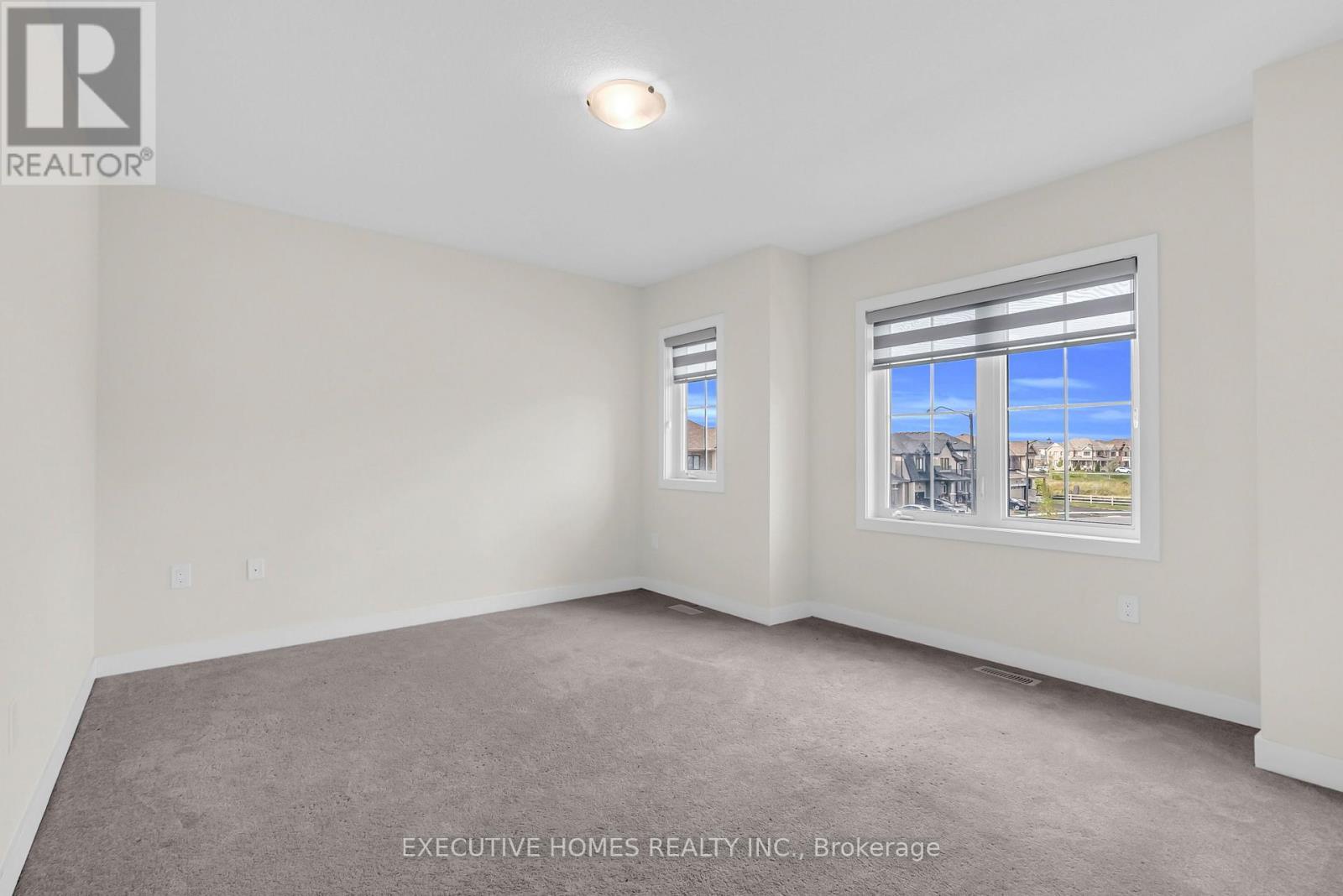 170 Lilac Circle, Haldimand, ON - Indoor Photo Showing Other Room