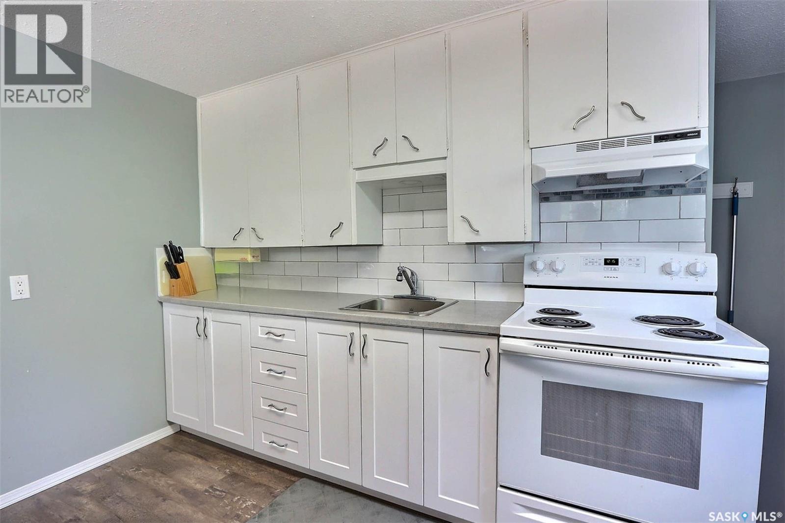 Lincoln Park Road Acreage, Prince Albert Rm No. 461, SK - Indoor Photo Showing Kitchen