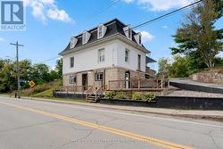 45 QUABBIN ROAD Front Of Yonge, ON K0E 1R0