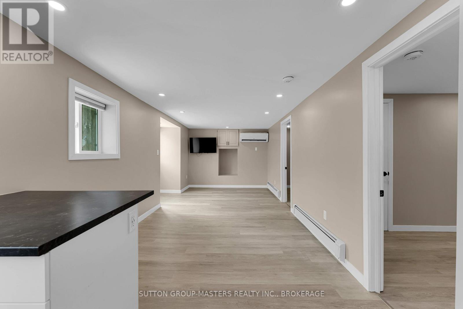 Unit 4 - 45 Quabbin Road, Front Of Yonge, ON - Indoor Photo Showing Other Room