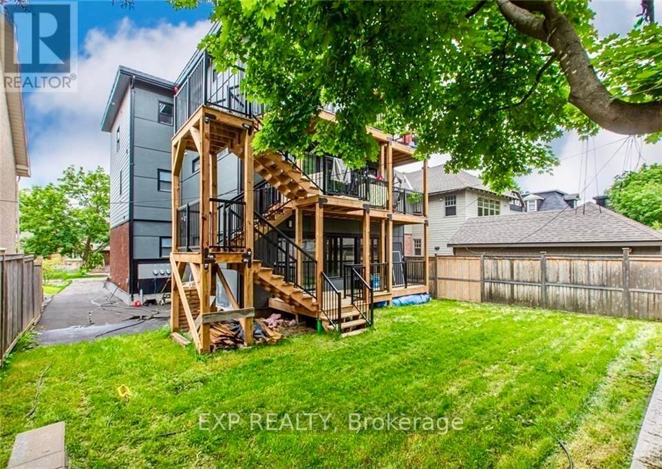 196 Powell Avenue, Ottawa, ON - Outdoor With Deck Patio Veranda