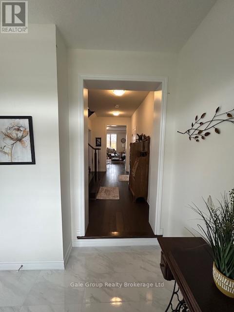 52 Seaton Crescent W, Tillsonburg, ON - Indoor Photo Showing Other Room