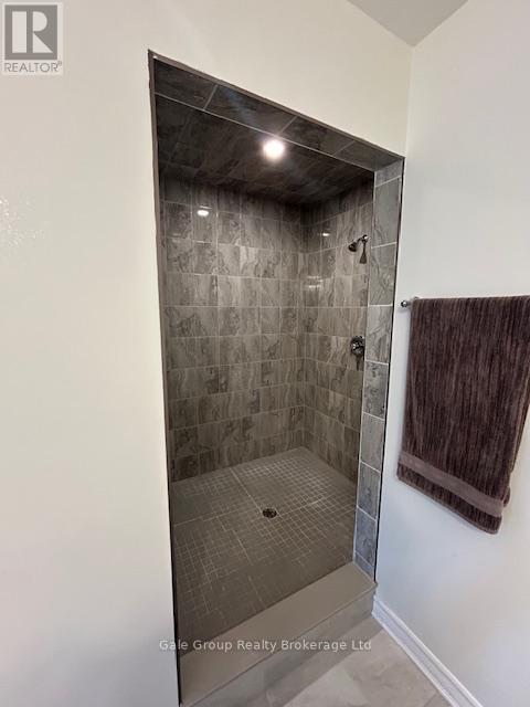 52 Seaton Crescent W, Tillsonburg, ON - Indoor Photo Showing Bathroom