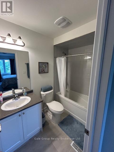 52 Seaton Crescent W, Tillsonburg, ON - Indoor Photo Showing Bathroom