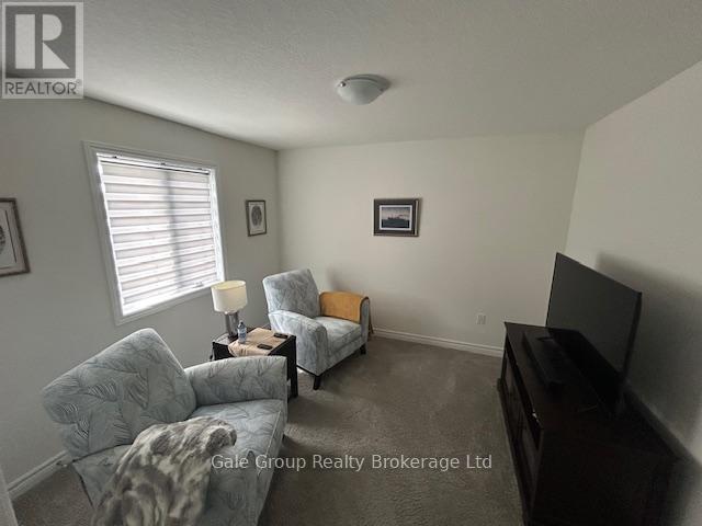 52 Seaton Crescent W, Tillsonburg, ON - Indoor Photo Showing Other Room