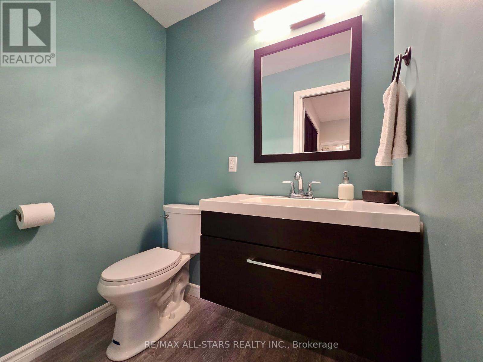 47 Kennedy Drive, Trent Lakes, ON - Indoor Photo Showing Bathroom
