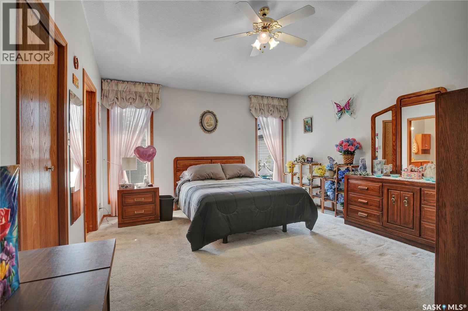 302 6Th Street, Hague, SK - Indoor Photo Showing Bedroom