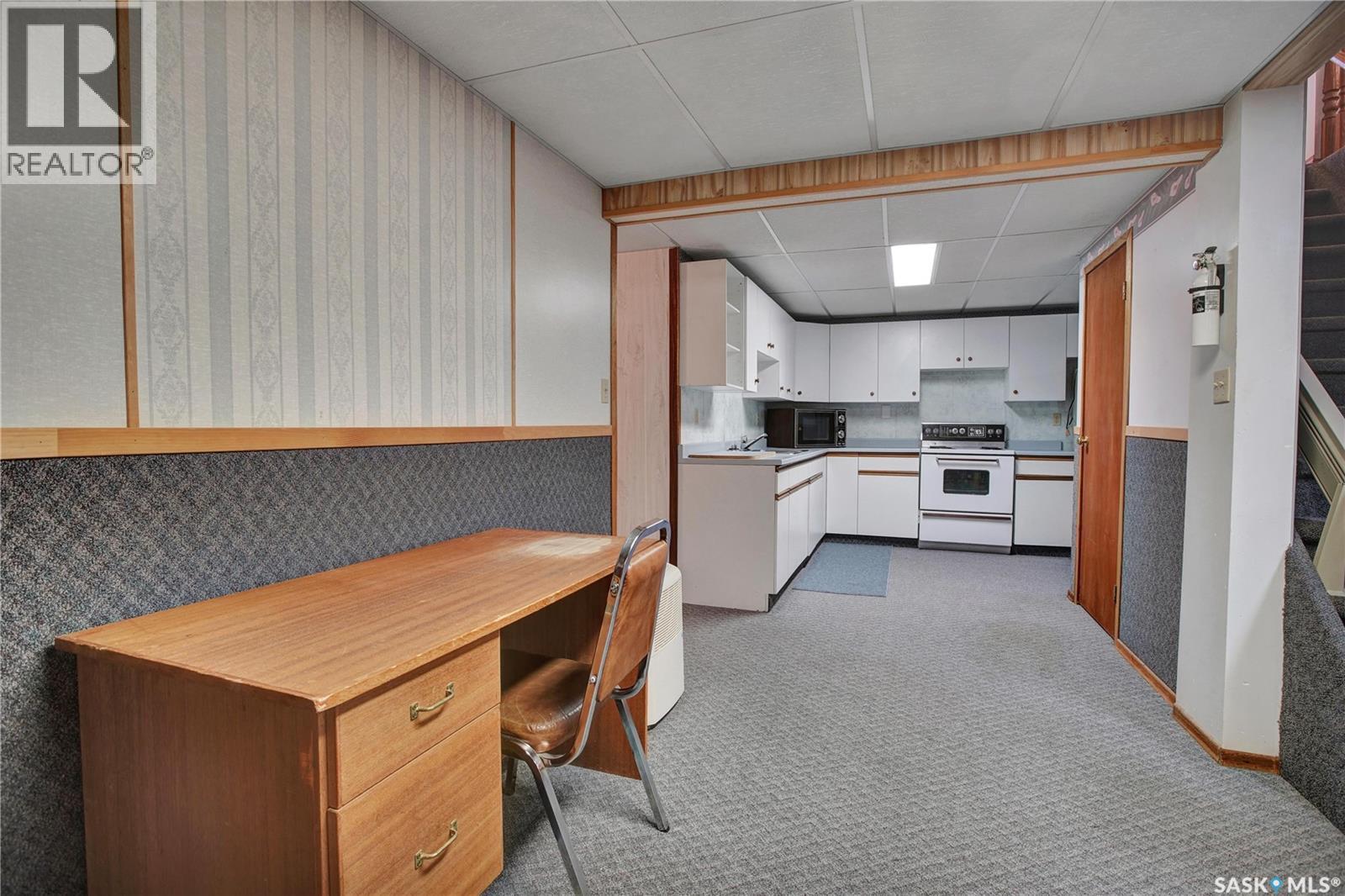 302 6Th Street, Hague, SK - Indoor Photo Showing Kitchen