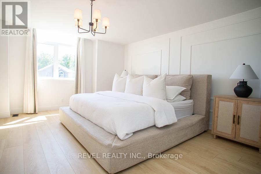 26 Gibbons Street, Norfolk, ON - Indoor Photo Showing Bedroom