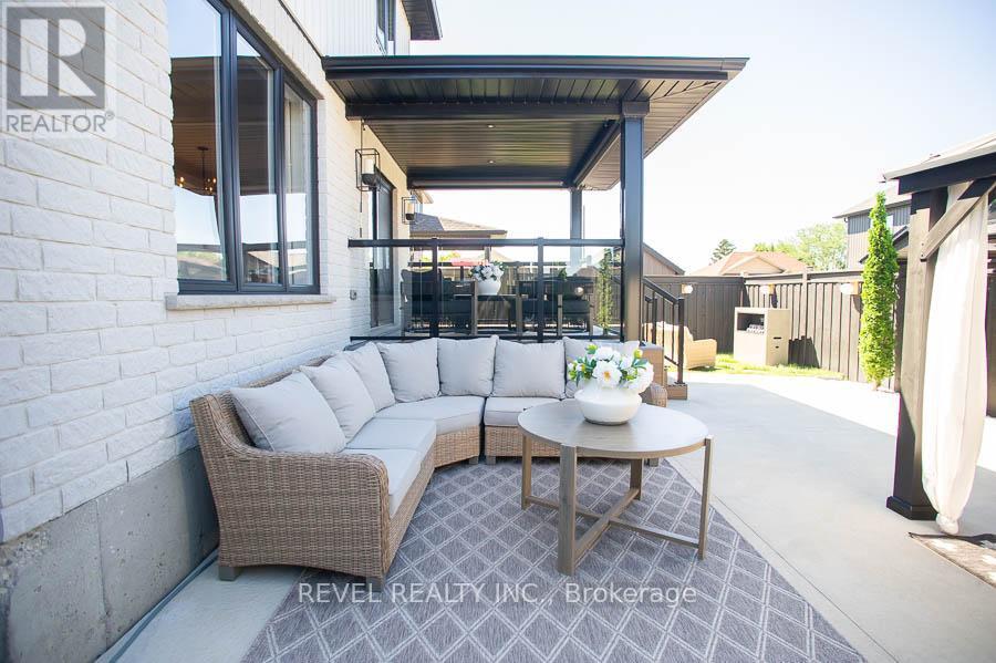 26 Gibbons Street, Norfolk, ON - Outdoor With Deck Patio Veranda With Exterior