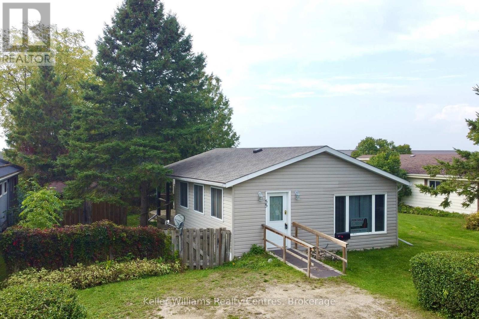 55 - 302694 Douglas Street, West Grey, ON - Outdoor