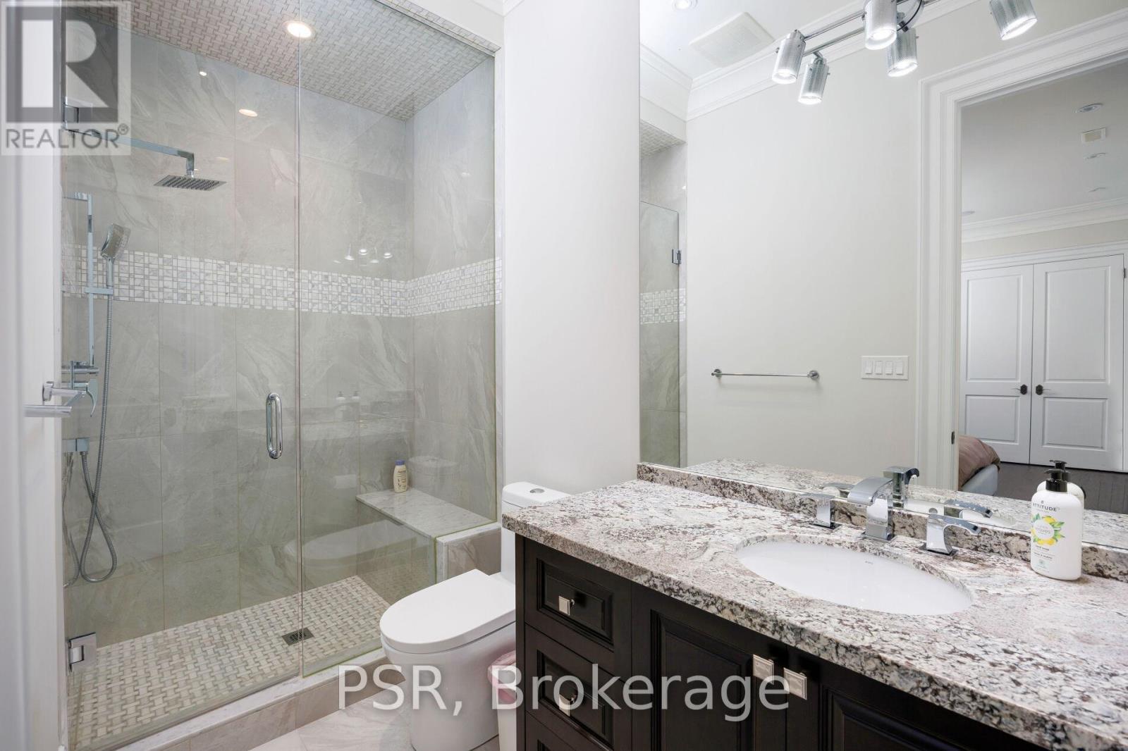 22 Ida Street, Markham, ON - Indoor Photo Showing Bathroom