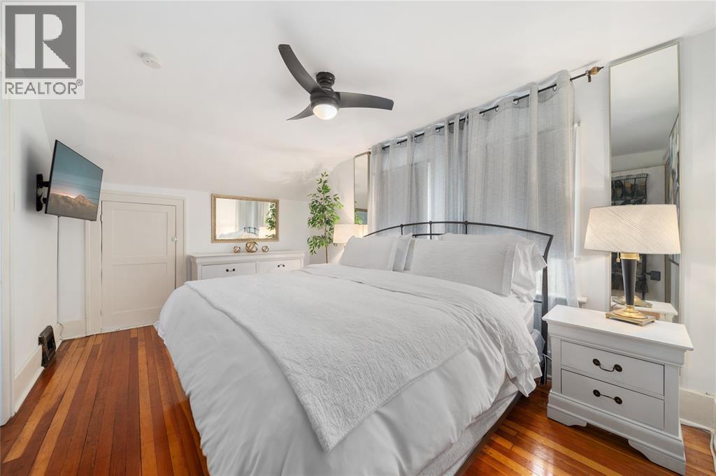 336 Blanche Street, Sarnia, ON - Indoor Photo Showing Bedroom