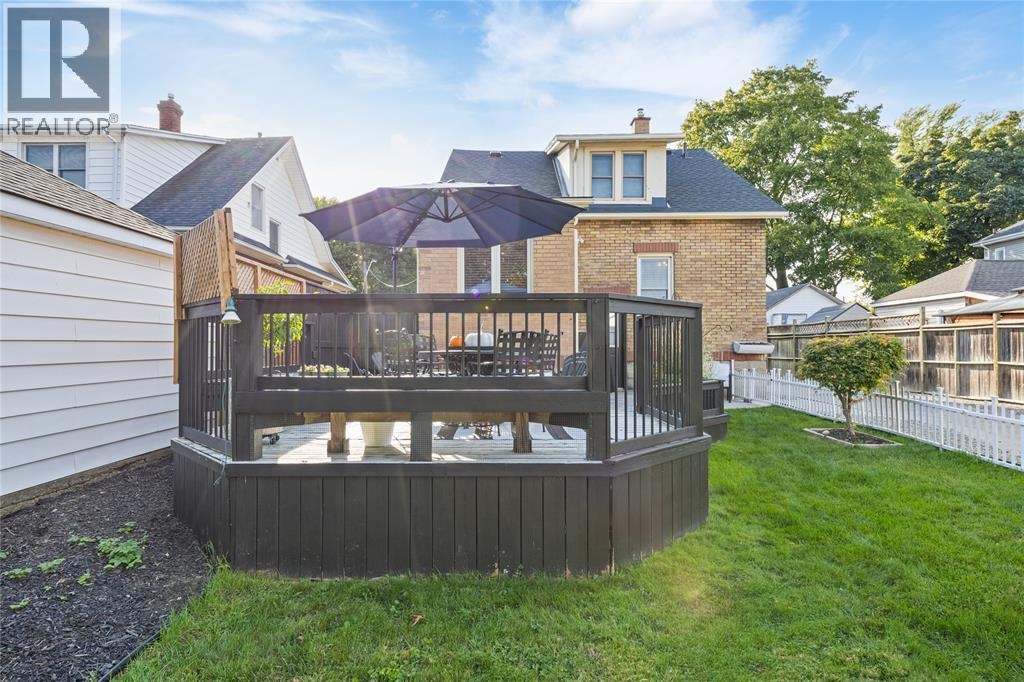 336 Blanche Street, Sarnia, ON - Outdoor With Deck Patio Veranda