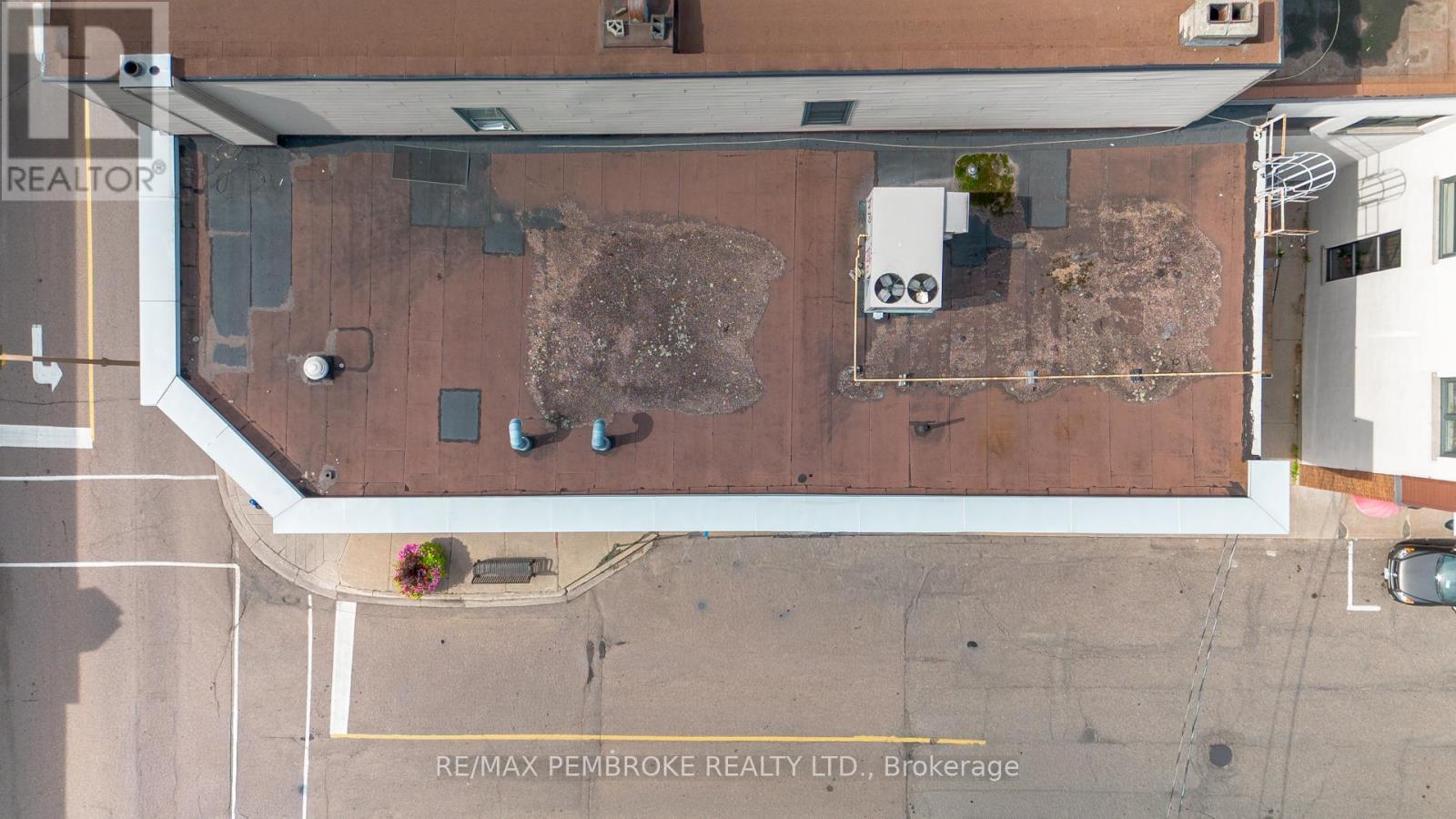 131 Pembroke Street W, Pembroke, ON