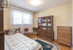 Second bedroom -