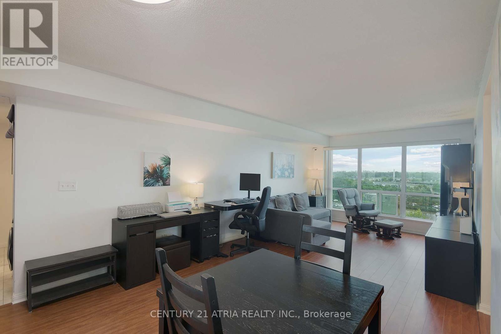 710 - 8 Lee Centre Drive, Toronto, ON - Indoor Photo Showing Other Room