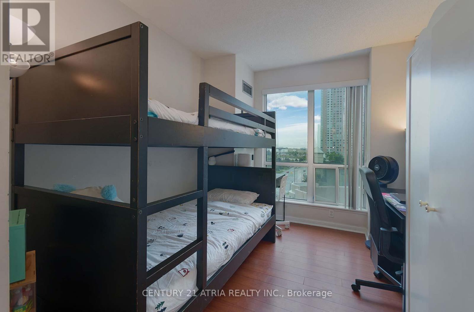 710 - 8 Lee Centre Drive, Toronto, ON - Indoor Photo Showing Bedroom