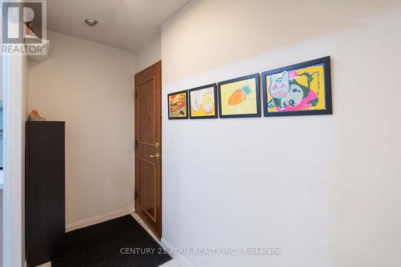 710 - 8 Lee Centre Drive, Toronto, ON - Indoor Photo Showing Other Room