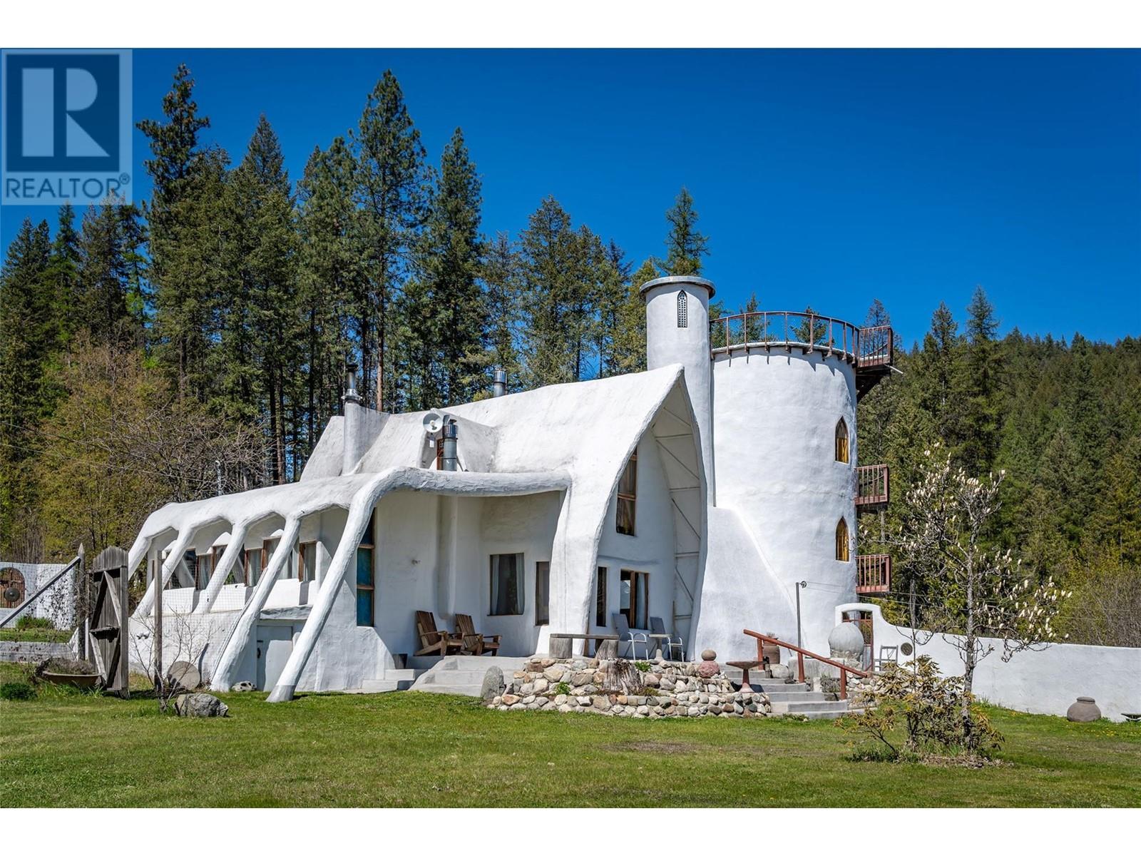 1450 Stewart Creek Road, Christina Lake, BC - Outdoor