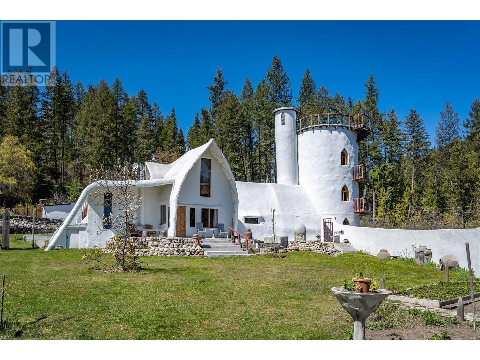 1450 Stewart Creek Road, Christina Lake, BC - Outdoor