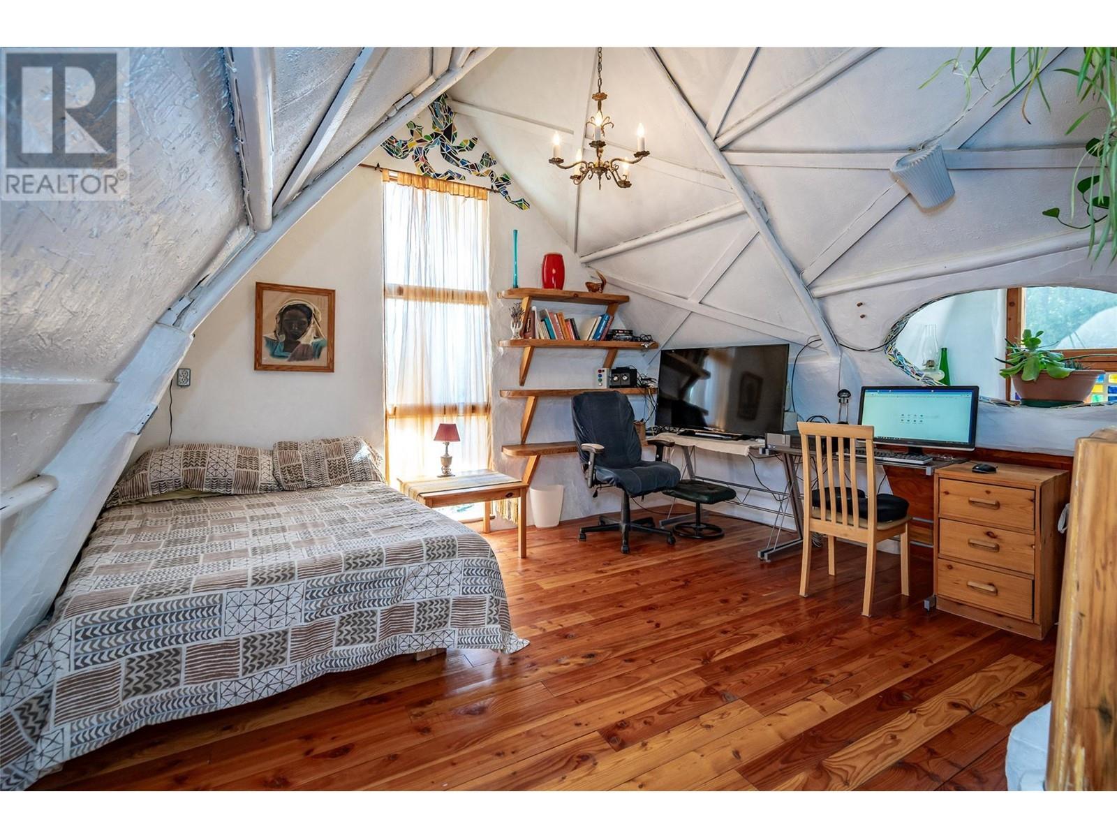 1450 Stewart Creek Road, Christina Lake, BC - Indoor