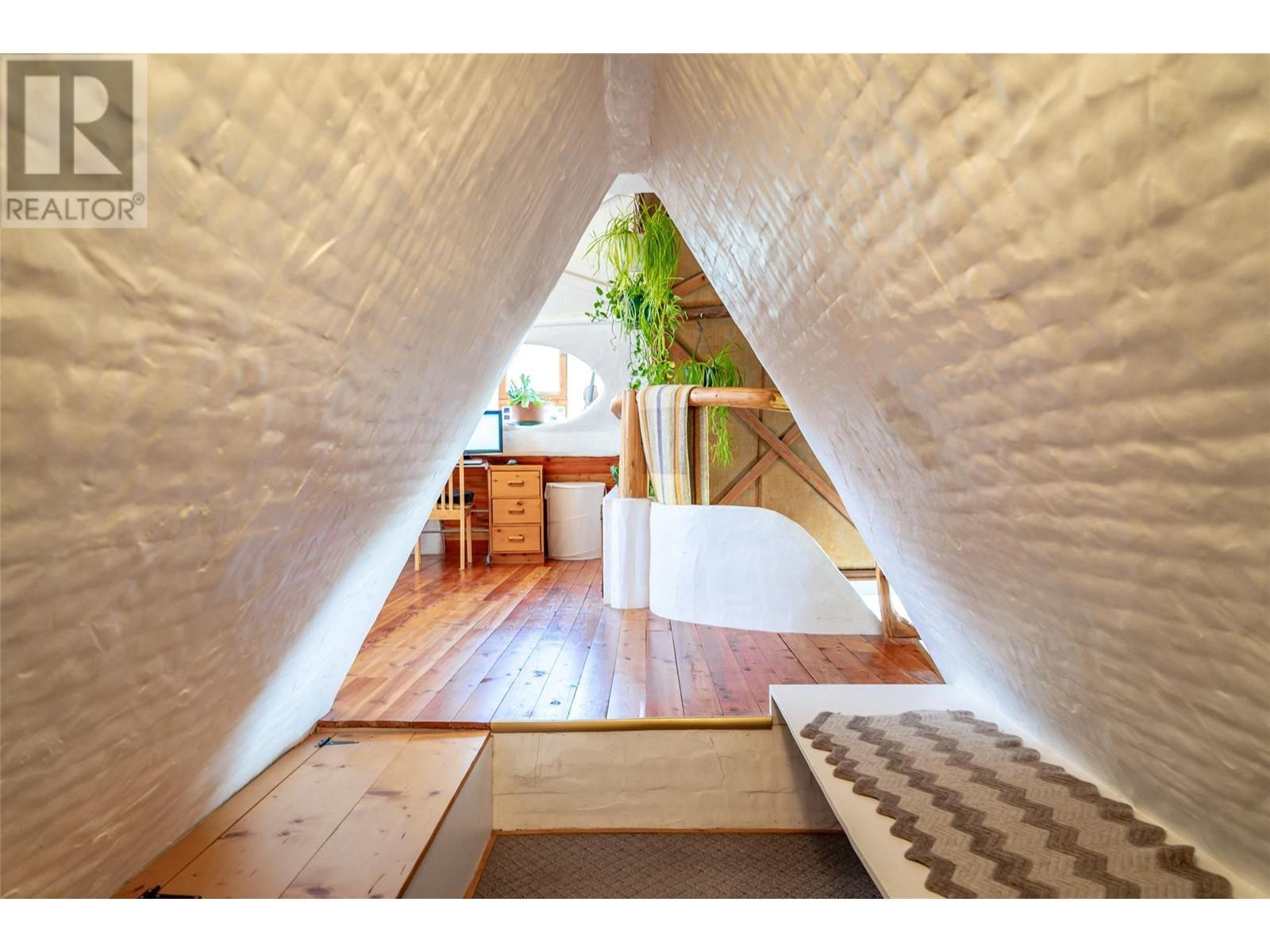 1450 Stewart Creek Road, Christina Lake, BC - Indoor Photo Showing Other Room