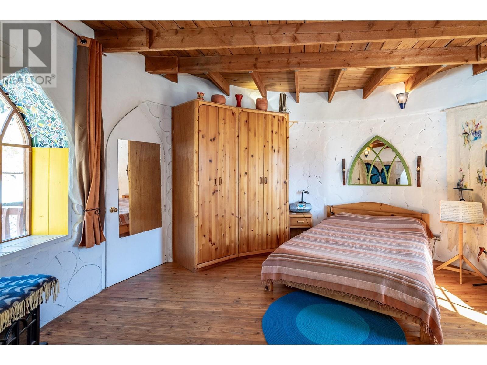 1450 Stewart Creek Road, Christina Lake, BC - Indoor Photo Showing Bedroom