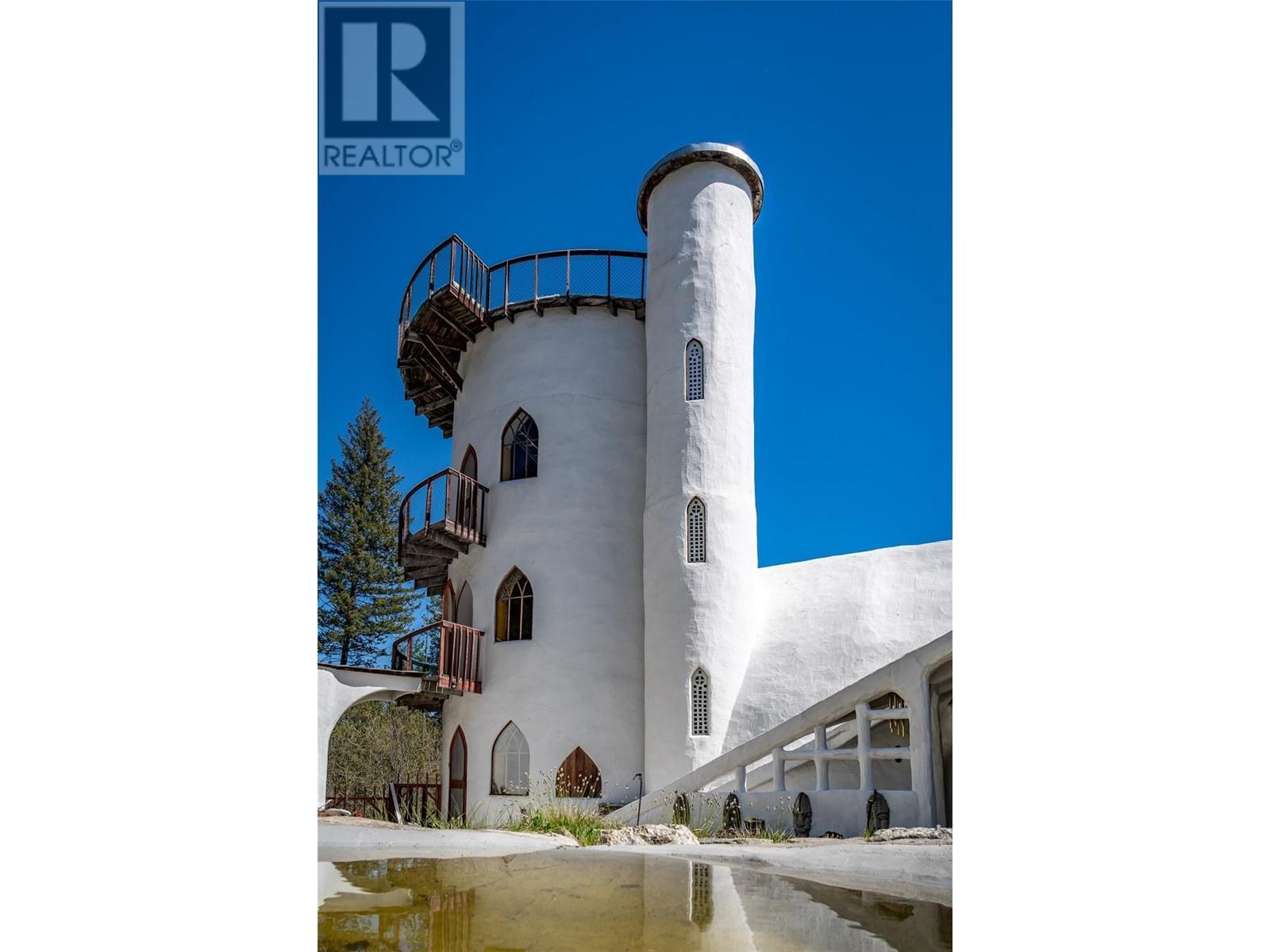 1450 Stewart Creek Road, Christina Lake, BC - With Body Of Water