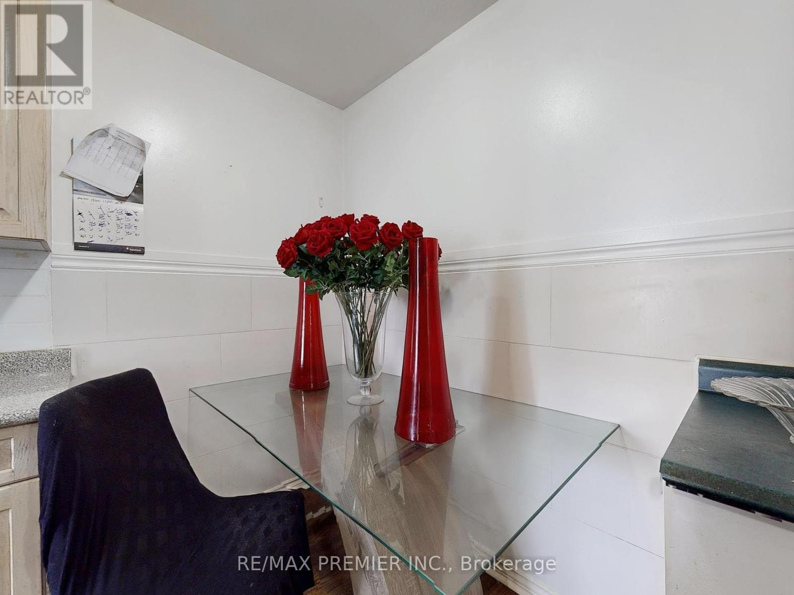 614 - 2 Glamorgan Avenue, Toronto, ON - Indoor Photo Showing Other Room