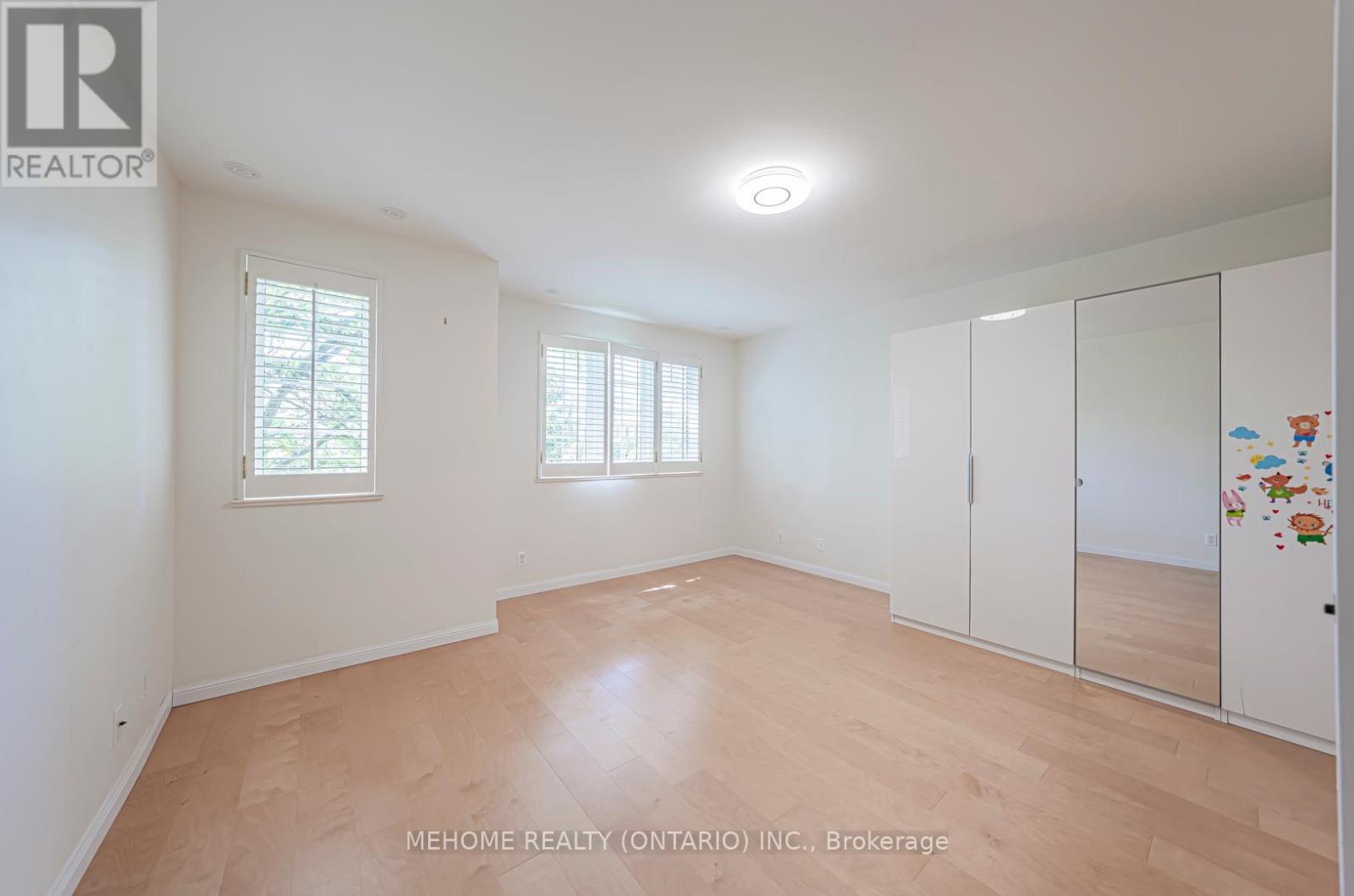 1227 - 28 Sommerset Way, Toronto, ON - Indoor Photo Showing Other Room
