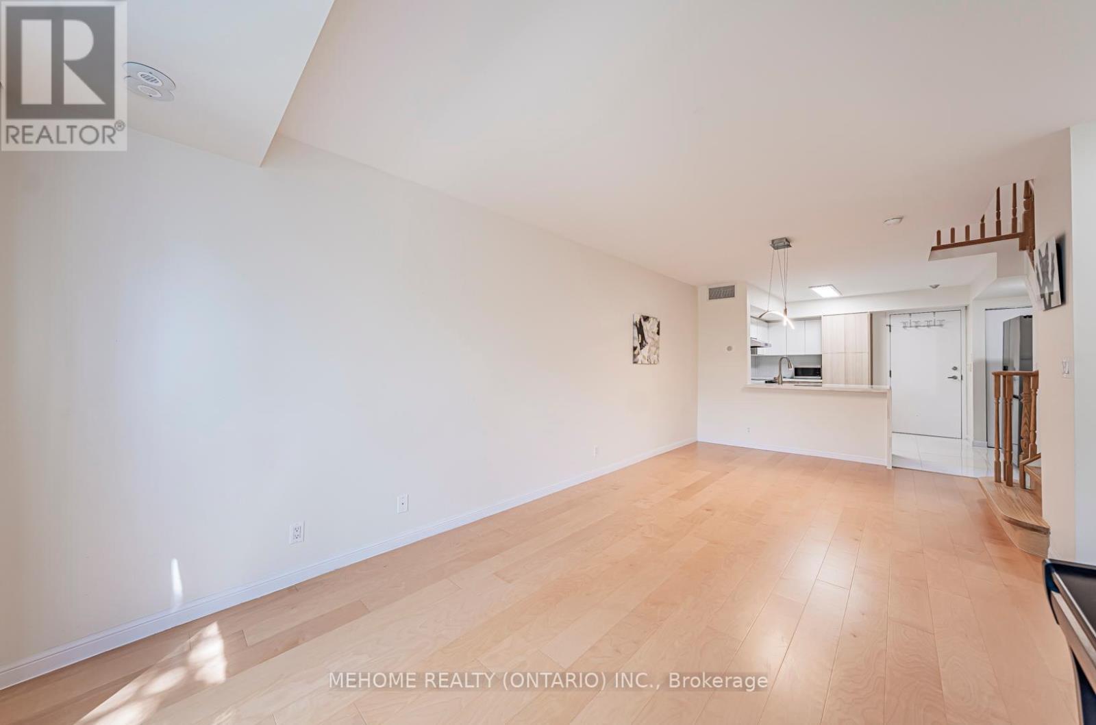 1227 - 28 Sommerset Way, Toronto, ON - Indoor Photo Showing Other Room