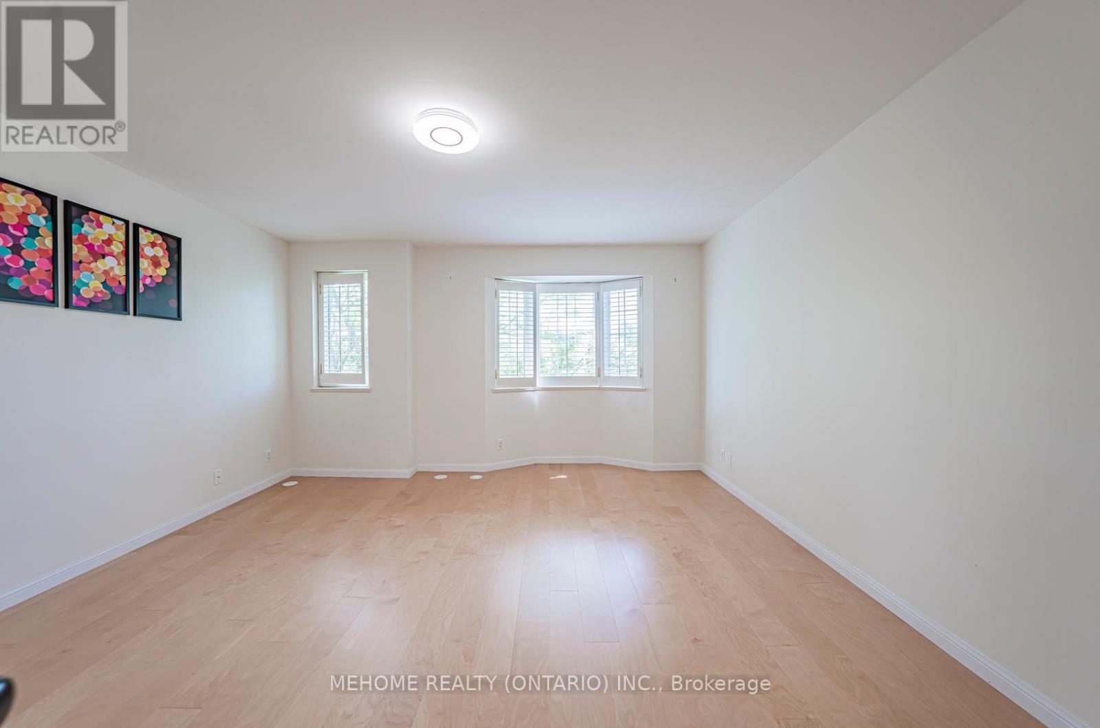 1227 - 28 Sommerset Way, Toronto, ON - Indoor Photo Showing Other Room