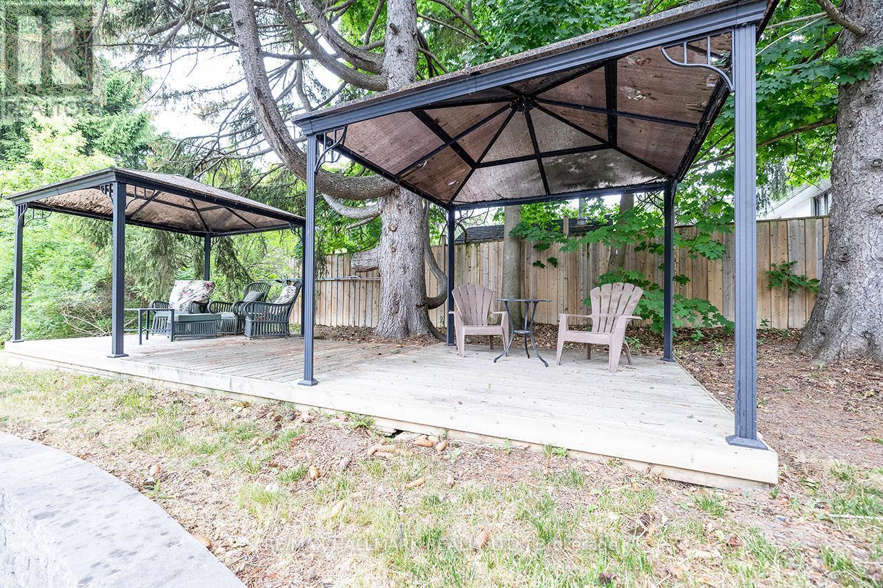 1382 Rougemount Drive, Pickering, ON - Outdoor
