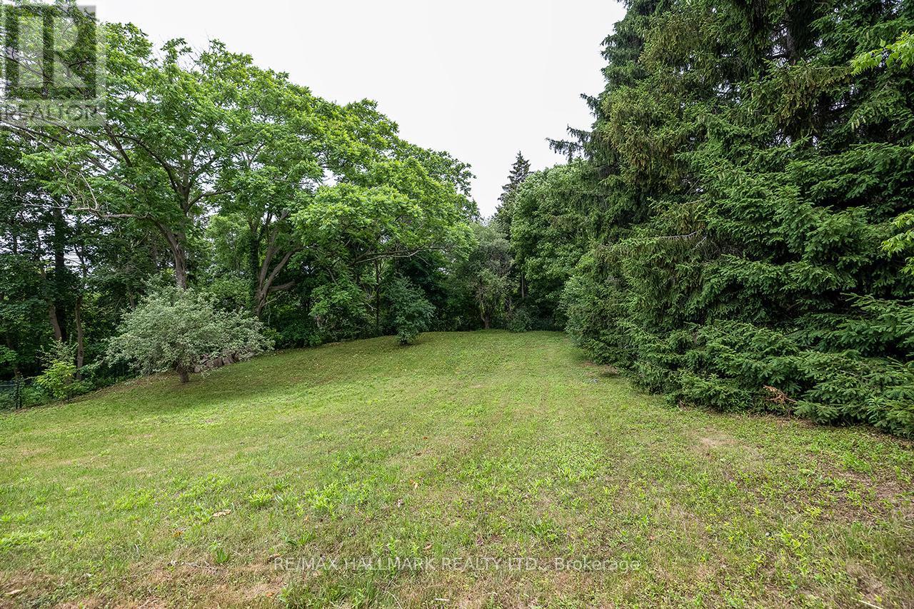 1382 Rougemount Drive, Pickering, ON - Outdoor