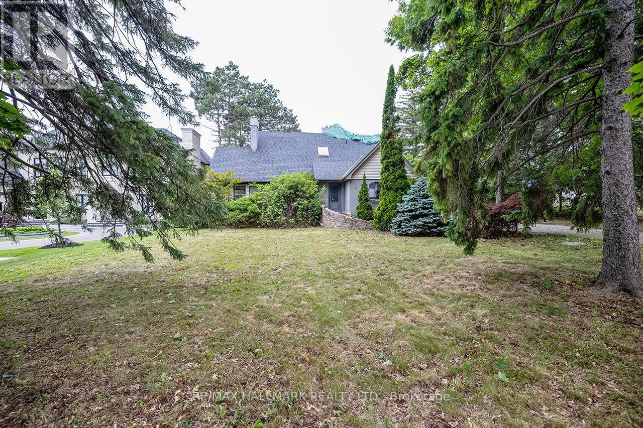 1382 Rougemount Drive, Pickering, ON - Outdoor