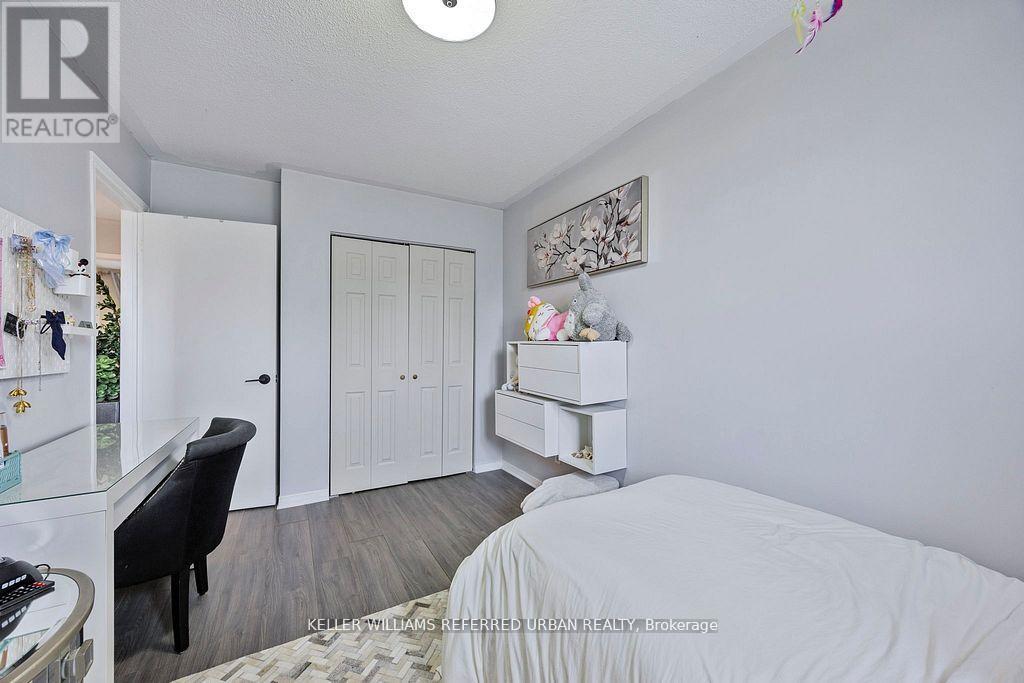15 - 325 West N Street, Orillia, ON - Indoor Photo Showing Bedroom